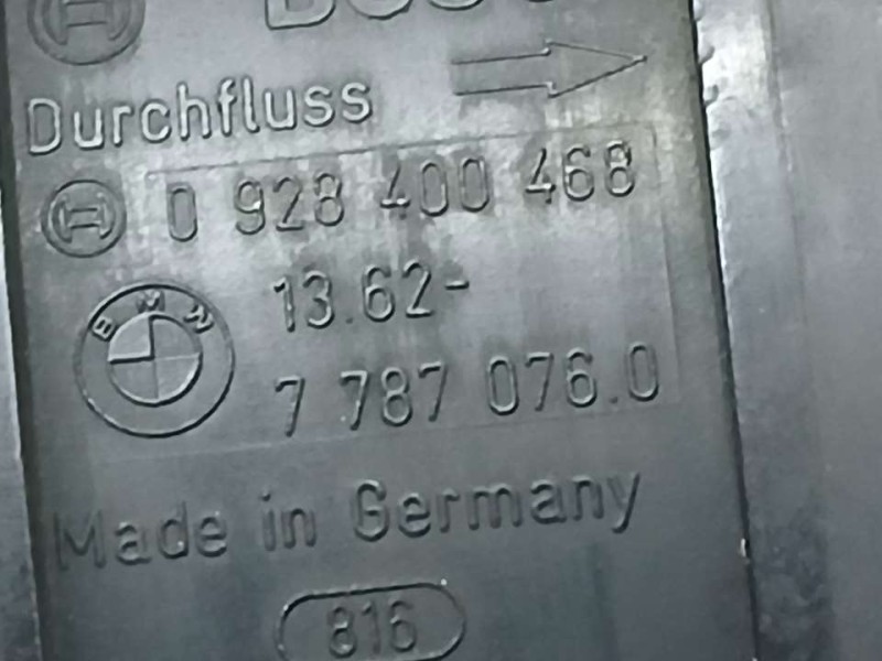 Recambio de caudalimetro para bmw serie 5 berlina (e39) 530d referencia OEM IAM 77870860 0928400468 BOSCH