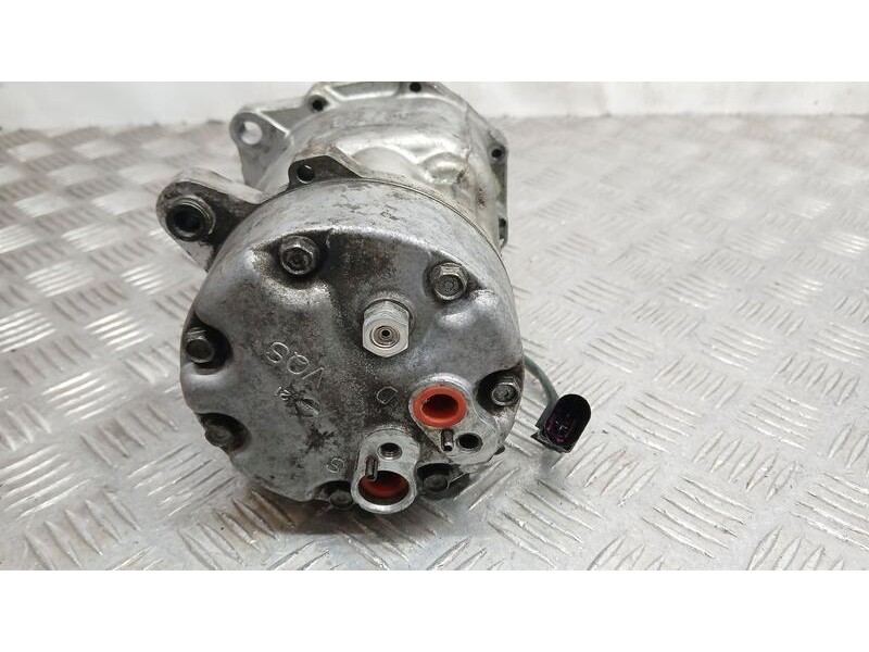 Recambio de compresor aire acondicionado para volkswagen golf iv berlina (1j1) 25 aniversario referencia OEM IAM 1J0820803F 1215