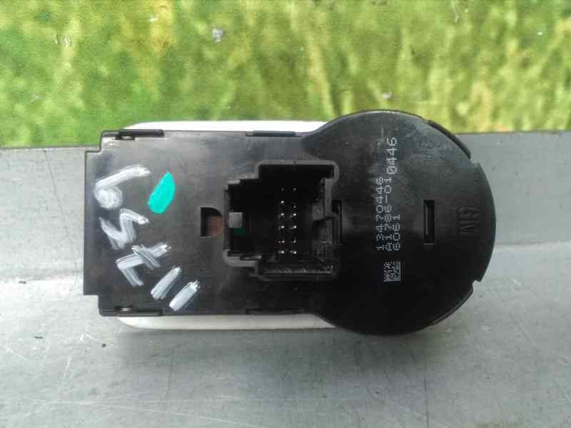 Recambio de mando luces para opel corsa e expression pro referencia OEM IAM 13470446  