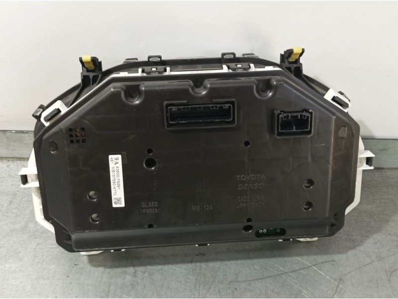 Recambio de cuadro instrumentos para toyota yaris active referencia OEM IAM 83800F5291 MB1575906770 
