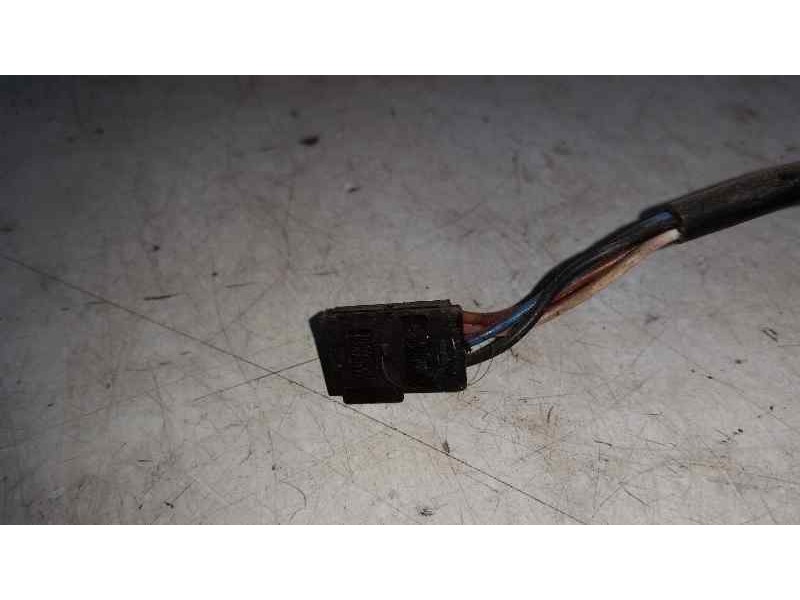 Recambio de retrovisor izquierdo para bmw serie 5 berlina (e34) 525tds referencia OEM IAM  4 CABLES ELECTRICO