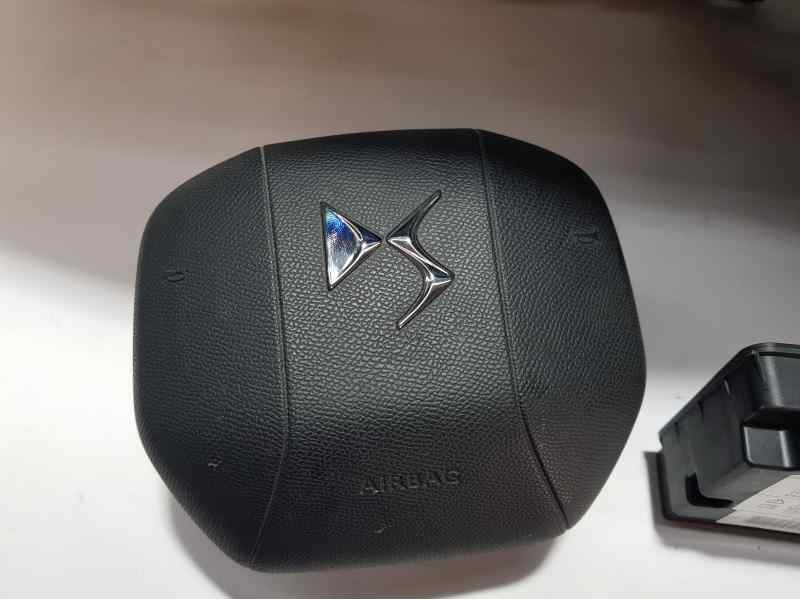 Recambio de kit airbag para ds 7 crossback so chic referencia OEM IAM   C/ SALPICADERO SOPORTES ROTO