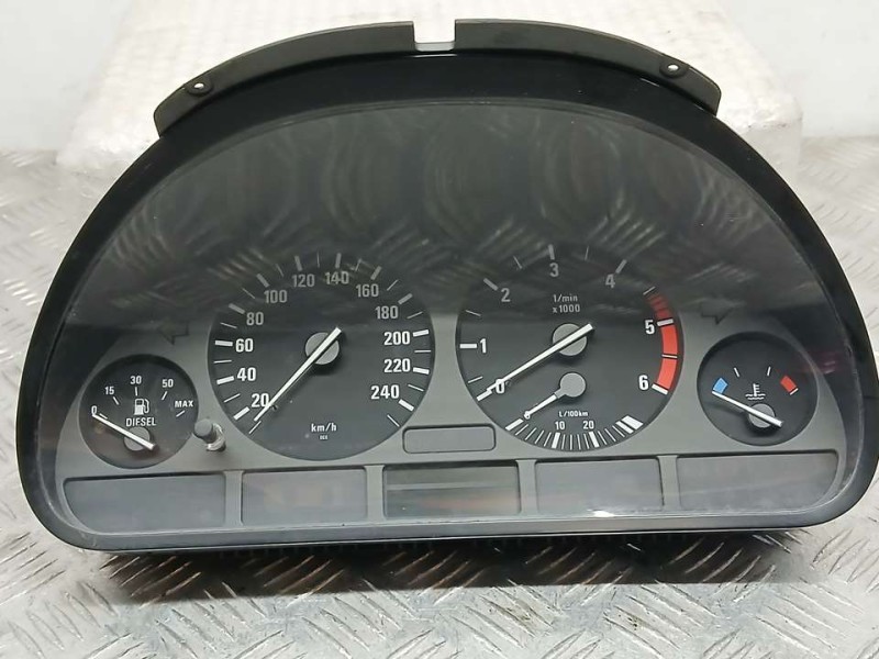 Recambio de cuadro instrumentos para bmw serie 5 berlina (e39) 530d referencia OEM IAM 62118381198 110008735054 VDO