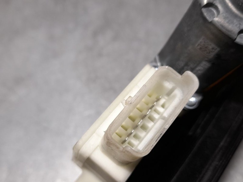 Recambio de elevalunas delantero derecho para renault clio v business referencia OEM IAM 807201776R  ELECTRICO 6 PINES