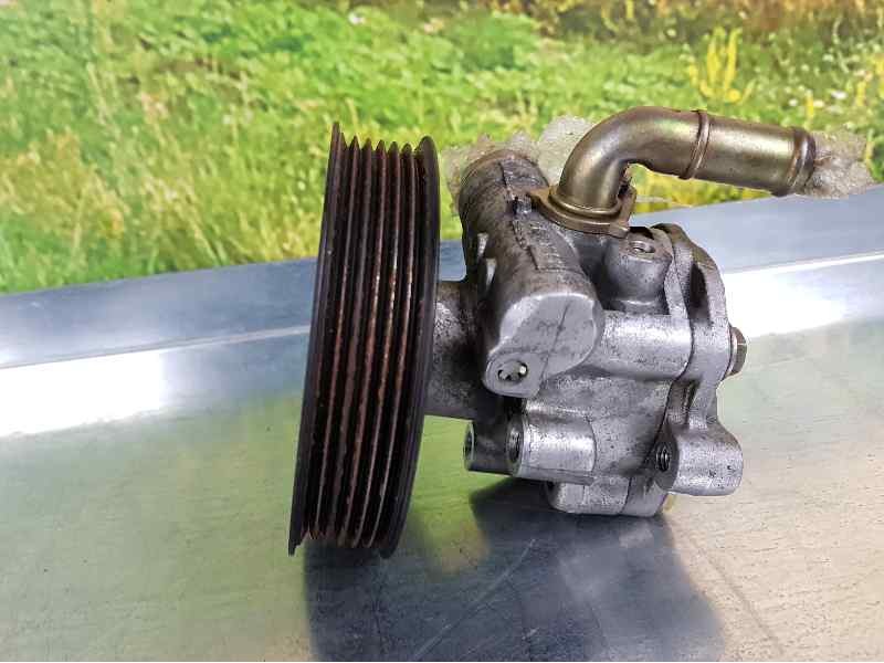 Recambio de bomba direccion para audi a3 (8l) 1.6 ambiente referencia OEM IAM   KYB