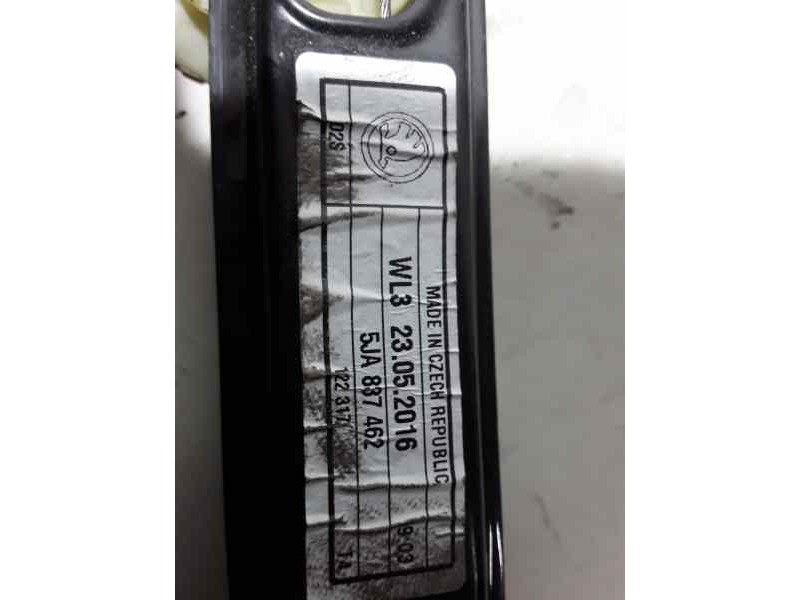Recambio de elevalunas delantero derecho para skoda rapid ambition referencia OEM IAM 5JA837462  ELECTRICO