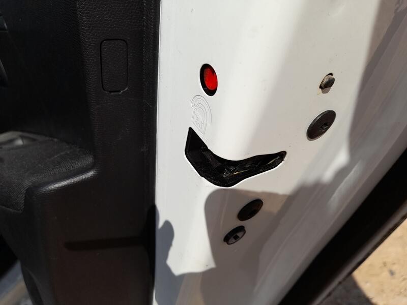 Recambio de cerradura puerta trasera derecha para peugeot 208 ii (ub_, up_, uw_, uj_) e-208 referencia OEM IAM 9844412880  