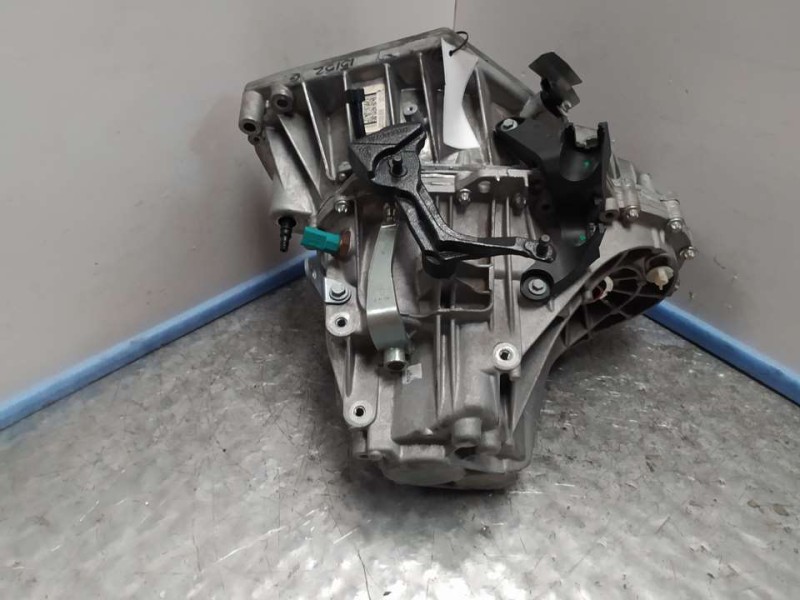 Recambio de caja cambios para nissan qashqai (j11) acenta referencia OEM IAM TL4137 B171671 6VELOCIDADES