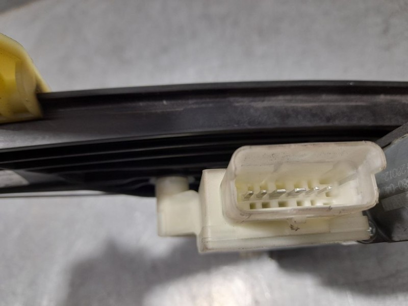 Recambio de elevalunas delantero izquierdo para renault clio v business referencia OEM IAM 807216723R  ELECTRICO 6 PINES