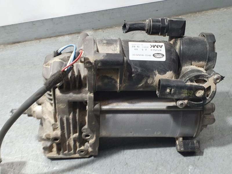 Recambio de bomba suspension para land rover range rover sport hse referencia OEM IAM BH3219G525DC 873720 AMK