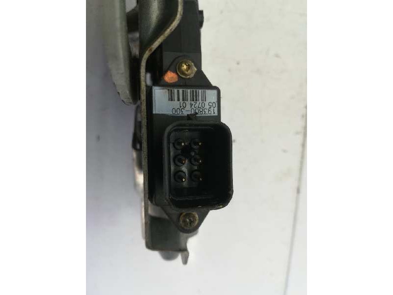 Recambio de elevalunas delantero izquierdo para opel omega b referencia OEM IAM 90520247 6 PINS ELECTRICO