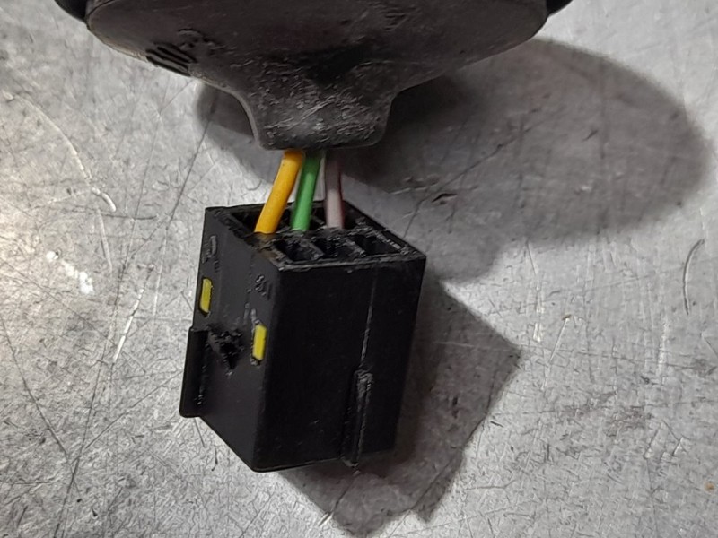 Recambio de retrovisor derecho para opel corsa e selective referencia OEM IAM 983157618001  ELECTRICO