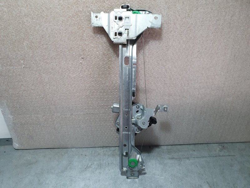 Recambio de elevalunas trasero derecho para peugeot 3008 premium referencia OEM IAM 9682808680 912028105 BROSE ELECTRICO 6 PINES