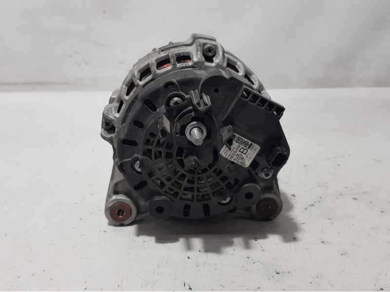 Recambio de alternador para nissan qashqai (j11) visia referencia OEM IAM 231004BE0B  BOSCH