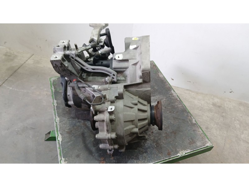 Recambio de caja cambios para seat leon (1p1) 1.6 tdi referencia OEM IAM LHW 20101 5VELOCIDADES