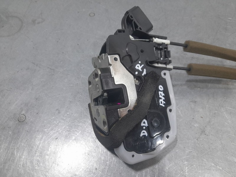 Recambio de cerradura puerta delantera derecha para nissan x-trail iii (t32_, t32r, t32rr) 1.6 dci (t32) referencia OEM IAM B3NN