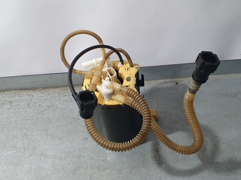 Recambio de bomba combustible para land rover range rover sport hse referencia OEM IAM LR042717  