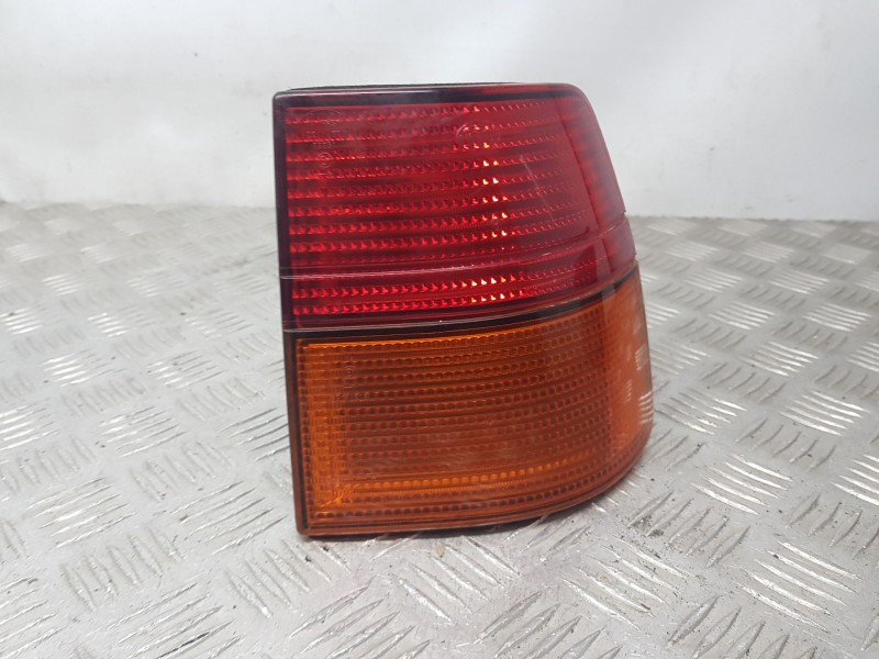 Recambio de piloto trasero derecho exterior para seat toledo i (1l2) 1.8 i referencia OEM IAM 1L0945096  