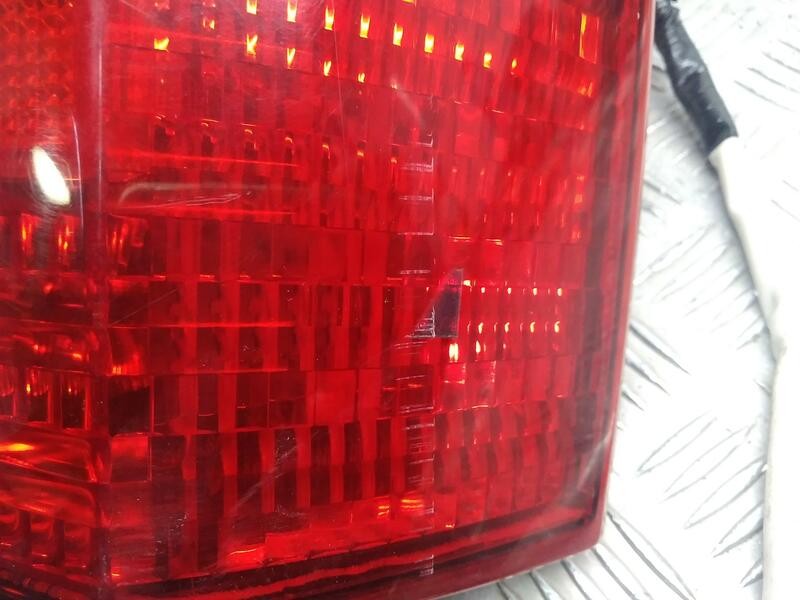 Recambio de piloto trasero derecho para mitsubishi space wagon (n80/n90) cool referencia OEM IAM MR465608 koito. tocado 22087262