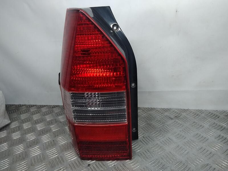 Recambio de piloto trasero izquierdo para mitsubishi space wagon (n80/n90) cool referencia OEM IAM MR465607 koito. tocado 220872