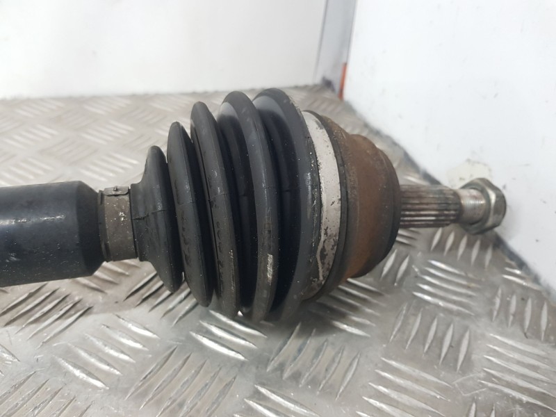 Recambio de transmision delantera derecha para seat toledo i (1l2) 1.8 i referencia OEM IAM 191407272BD  