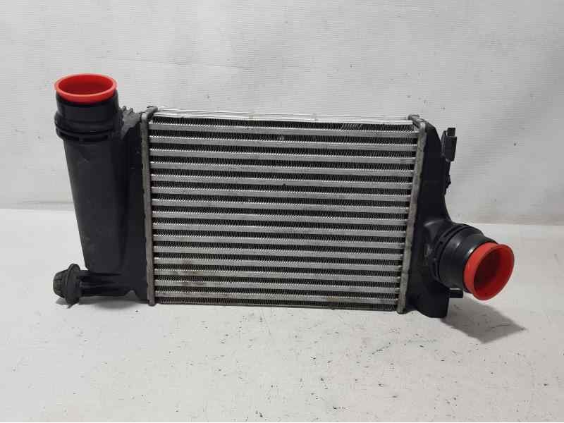 Recambio de intercooler para nissan qashqai (j11) visia referencia OEM IAM 144614ED0A M163233 VALEO
