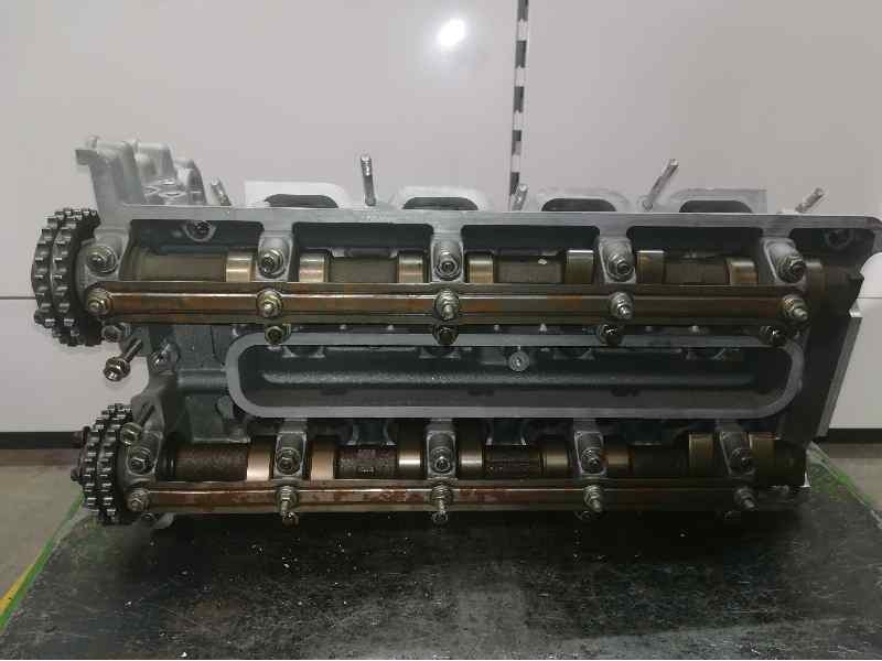Recambio de culata para bmw serie 7 (e32) 3.0 referencia OEM IAM 1729334  SE RECOMIENDA COMPROBAR A PRESIÓN