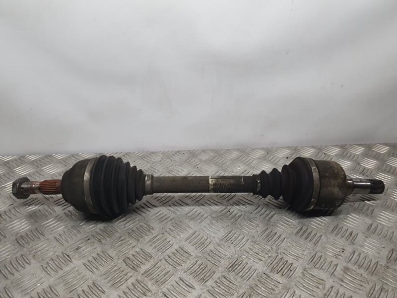 Recambio de transmision delantera izquierda para peugeot 3008 premium referencia OEM IAM 9685126080 8NN74 4692199