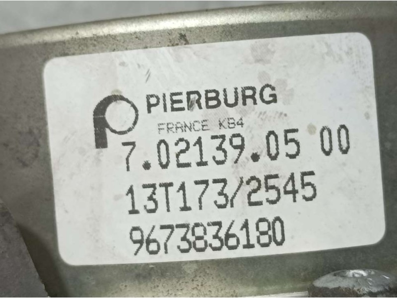 Recambio de depresor freno / bomba vacio para peugeot 3008 hybrid4 referencia OEM IAM 9673836180 70213905 PIERBURG