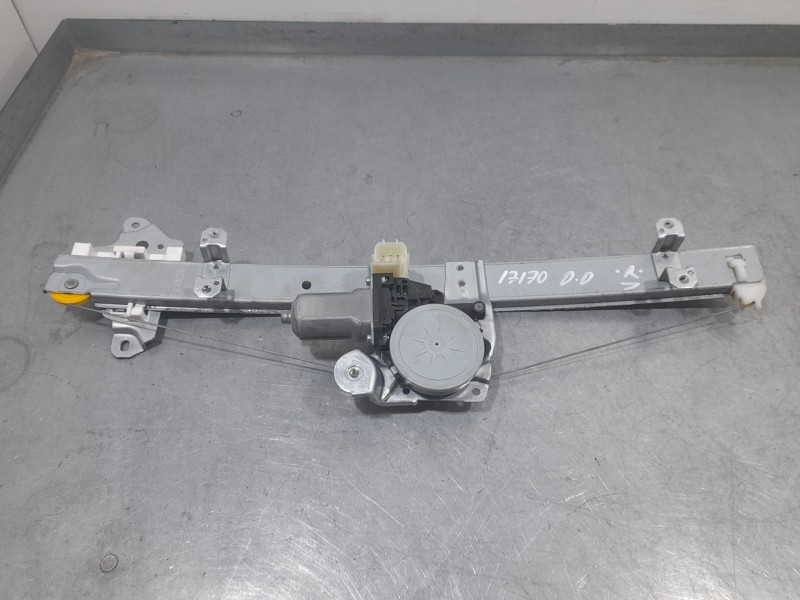 Recambio de elevalunas delantero derecho para nissan x-trail iii (t32_, t32r, t32rr) 1.6 dci (t32) referencia OEM IAM 807314CA0A