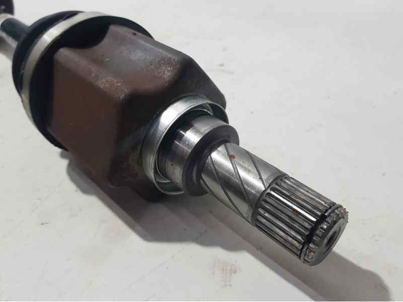 Recambio de transmision delantera izquierda para nissan qashqai (j11) visia referencia OEM IAM 123078092230  FUELLE ROTO