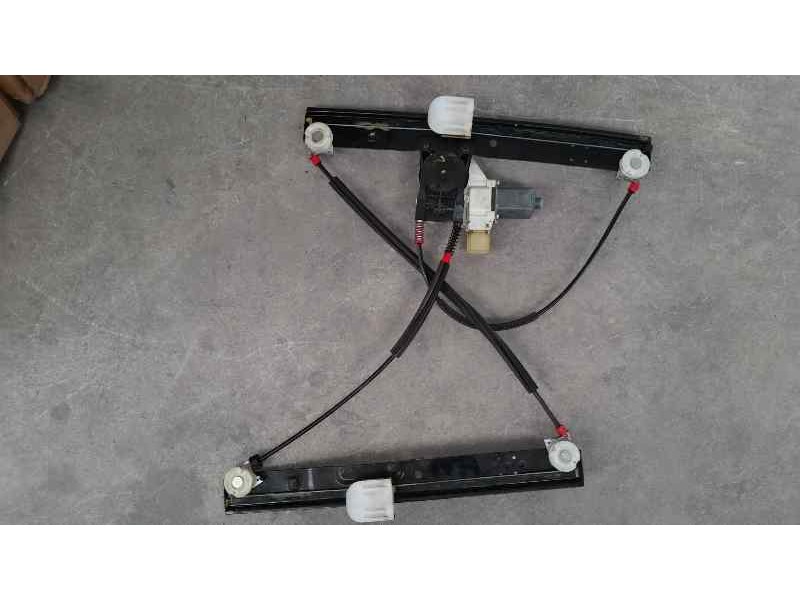 Recambio de elevalunas delantero derecho para ford mondeo ber. (ca2) ghia referencia OEM IAM 1881203 6 PINS ELECTRICO