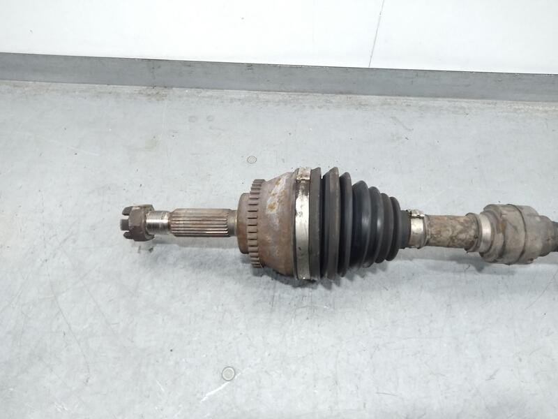 Recambio de transmision delantera izquierda para mitsubishi space wagon (n80/n90) cool referencia OEM IAM MR483335  