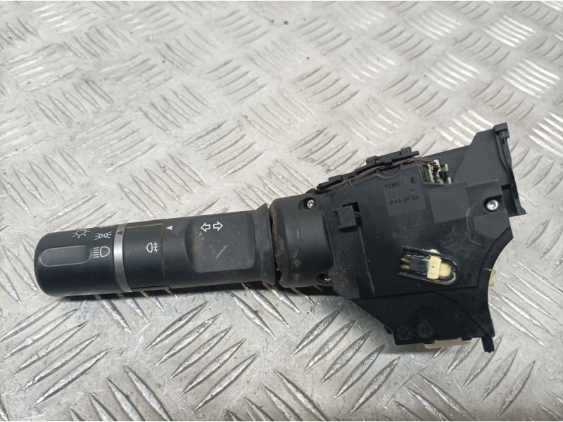 Recambio de mando luces para mazda 2 lim. (de) 1.3 active (5-ptas.) (55kw) referencia OEM IAM DF7166122  