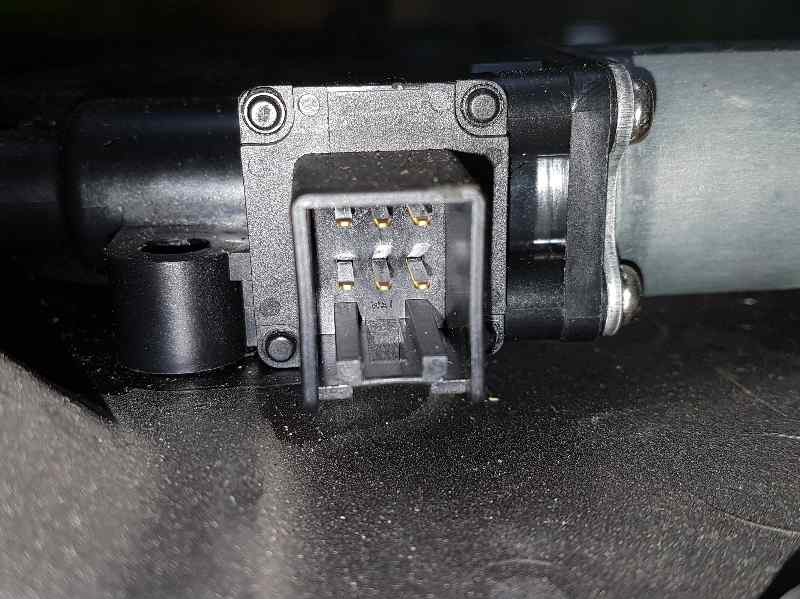 Recambio de elevalunas delantero izquierdo para mazda 2 lim. (de) 1.3 active (5-ptas.) (55kw) referencia OEM IAM  6 PINS ELECTRI