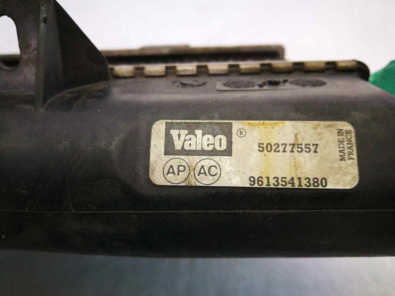 Recambio de intercooler para citroën xsara berlina 1.9 turbodiesel referencia OEM IAM 9613541380  