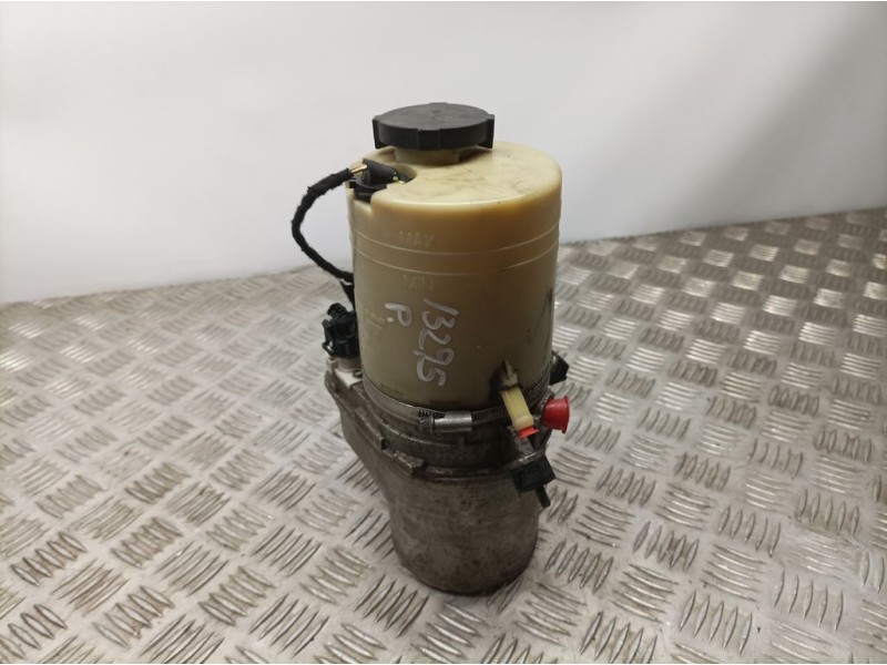 Recambio de bomba direccion electrica para opel vectra c berlina comfort referencia OEM IAM   TRW SIN REFERENCIA