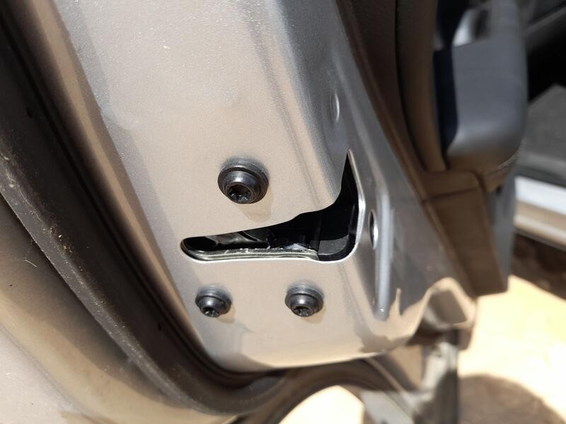 Recambio de cerradura puerta trasera izquierda para dr dr 6 1.5 lgp referencia OEM IAM   