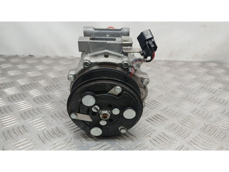 Recambio de compresor aire acondicionado para dr dr 6 1.5 lgp referencia OEM IAM 301000131AA SANDEN 104136 SD7C16