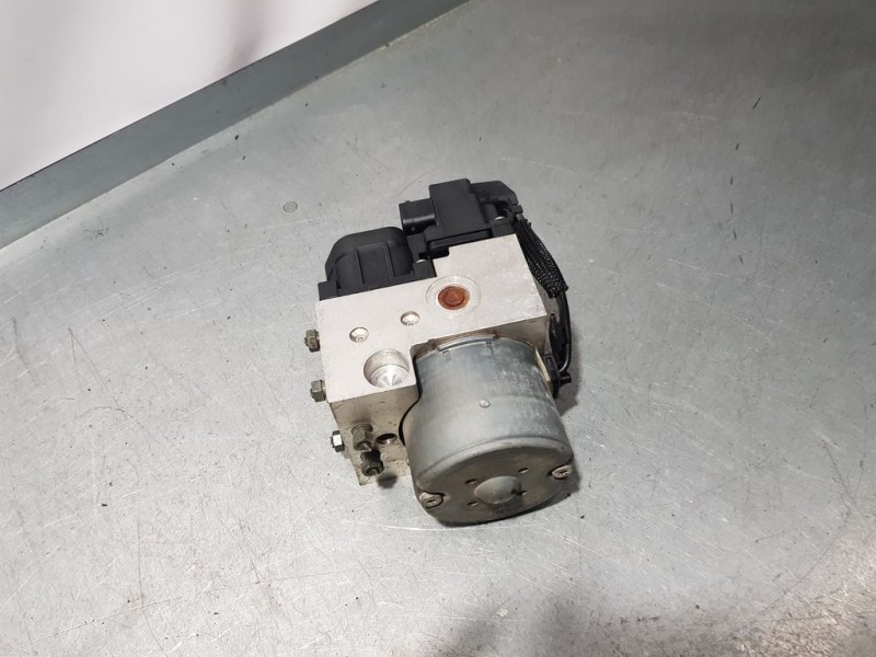 Recambio de abs para tata indigo sw referencia OEM IAM 270242804905LR 0265216933 BOSCH