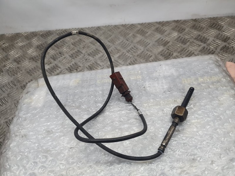 Recambio de sensor para volkswagen crafter caja cerrada caja cerrada 35 referencia OEM IAM 070906088A  