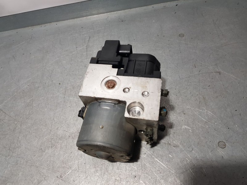 Recambio de abs para tata indigo sw referencia OEM IAM 270242804905LR 0265216933 BOSCH