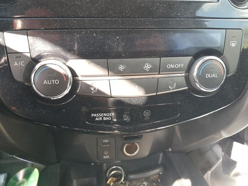 Recambio de mando climatizador para nissan x-trail iii (t32_, t32r, t32rr) 1.6 dci (t32) referencia OEM IAM 275004EA0A  