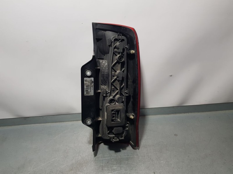 Recambio de piloto trasero izquierdo para citroën nemo basis referencia OEM IAM 1353206080  FARBA ROZADO