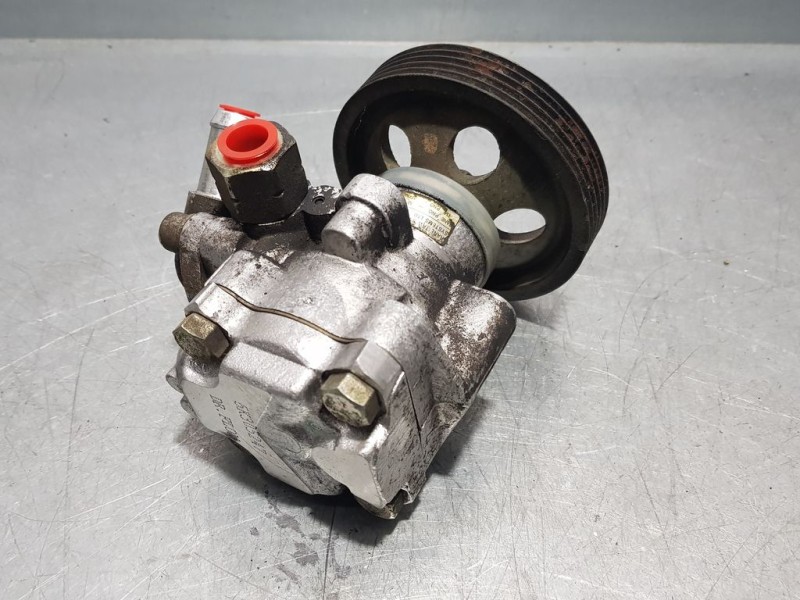 Recambio de bomba direccion para tata indigo sw referencia OEM IAM 277946600107 30290053 TRW