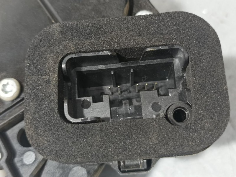 Recambio de cerradura puerta trasera izquierda para skoda kamiq (nw4) active referencia OEM IAM 10A839015  ELECTRICA 5 PINS