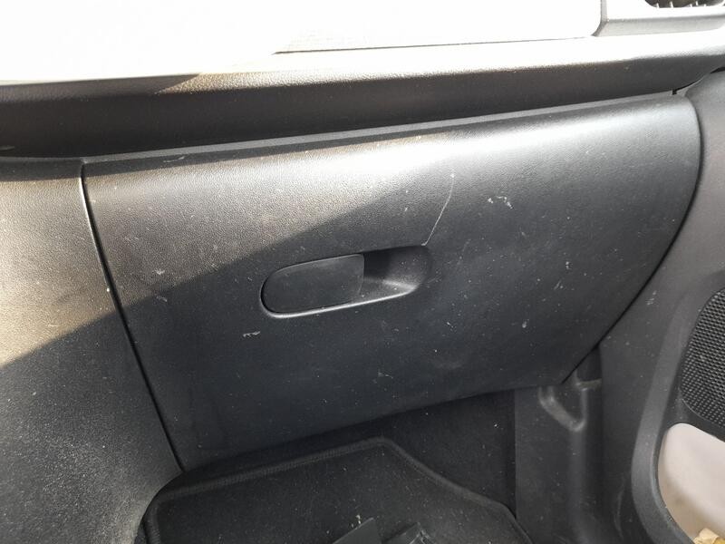 Recambio de guantera para citroën c3 iii (sx) 1.2 vti 82 referencia OEM IAM 98124902ZD  