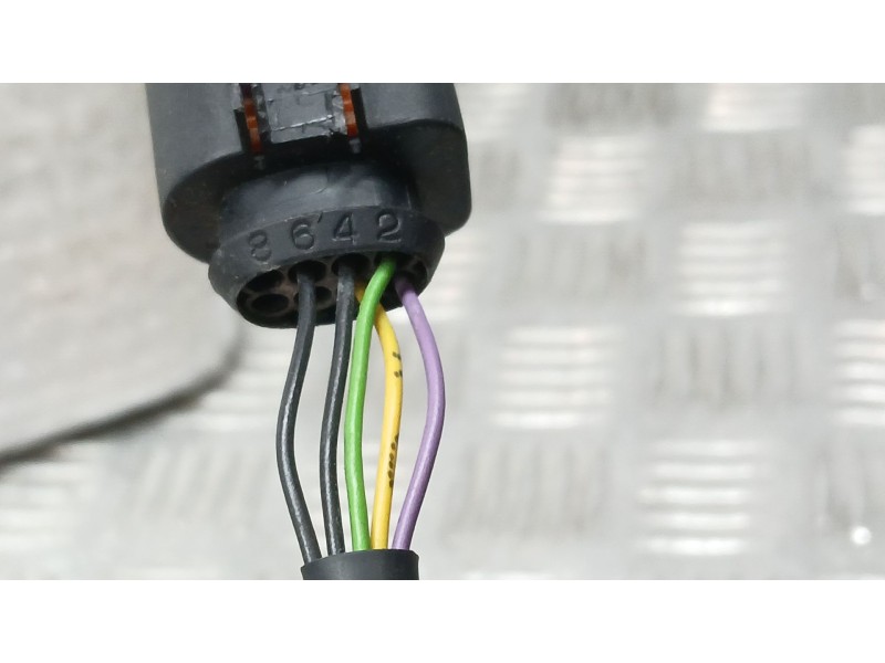 Recambio de retrovisor derecho para seat leon (1p1) 1.6 tdi referencia OEM IAM 1P1857508K ELECTRICO 5 CABLES ROZADO 