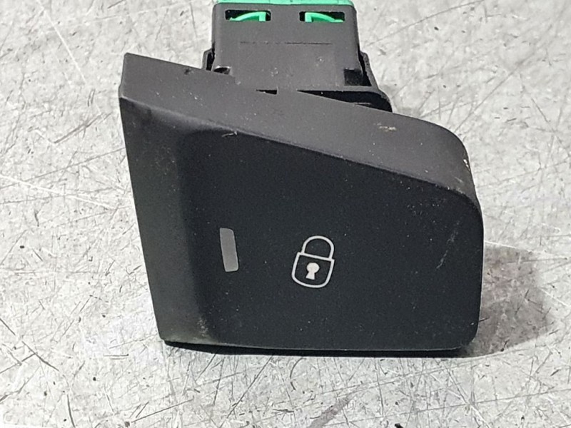 Recambio de interruptor para citroën c-elysée feel referencia OEM IAM 9676588  BLOQUEO PUERTAS