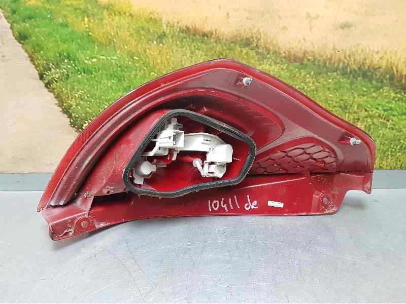 Recambio de piloto trasero derecho para ford fiesta (cb1) titanium referencia OEM IAM 8A6113404AE  